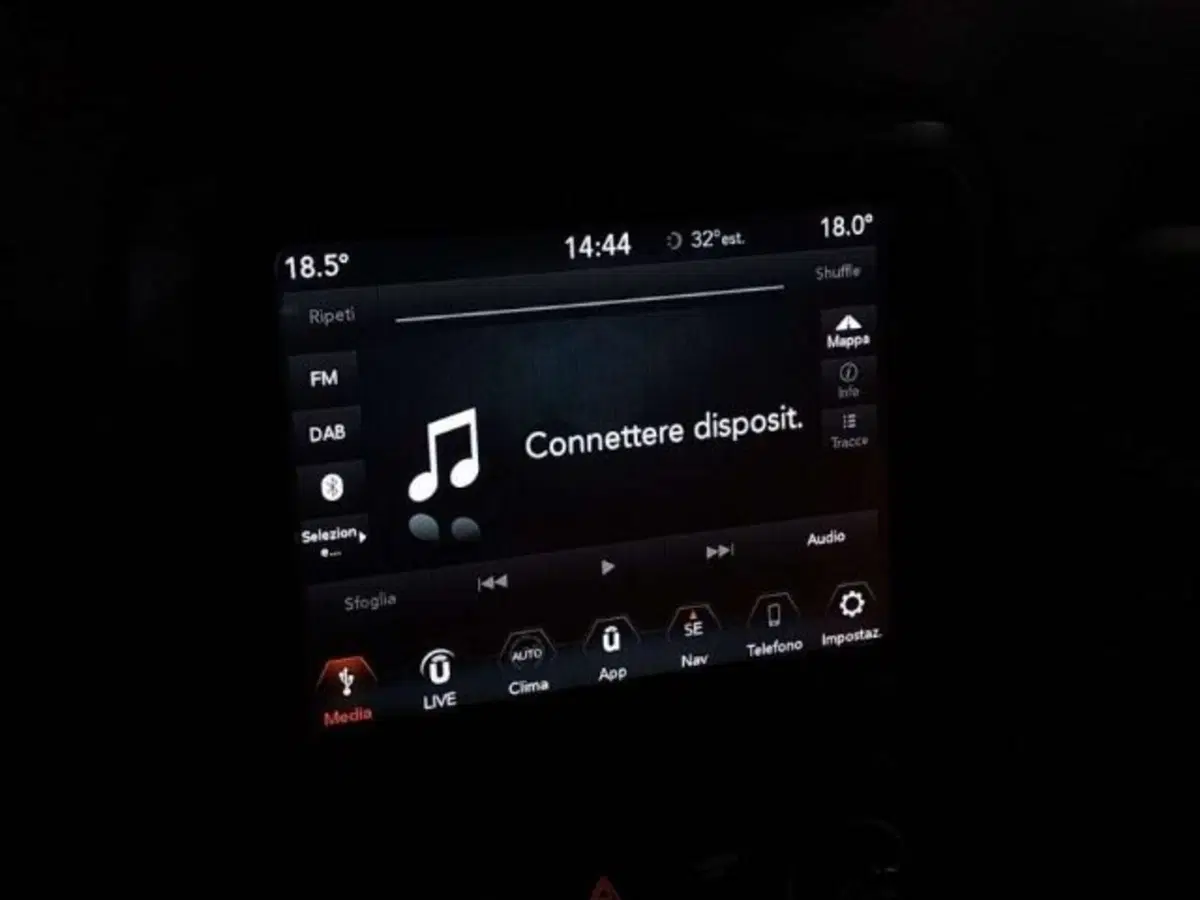 Jeep Renegade usata a Firenze (15)