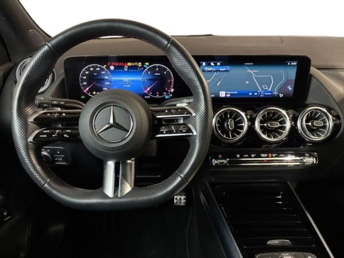 Mercedes-Benz GLA SUV usata a Bologna (11)