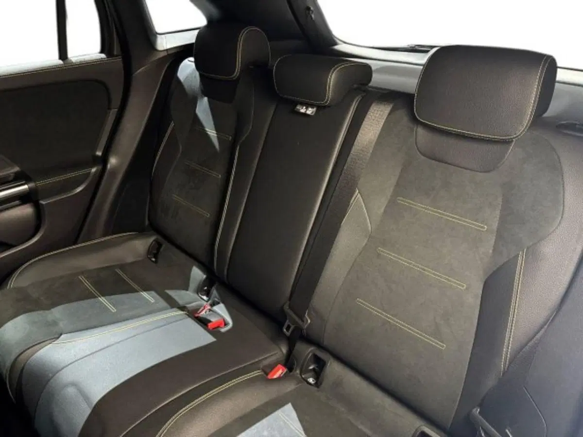 Mercedes-Benz GLA SUV usata a Bologna (16)