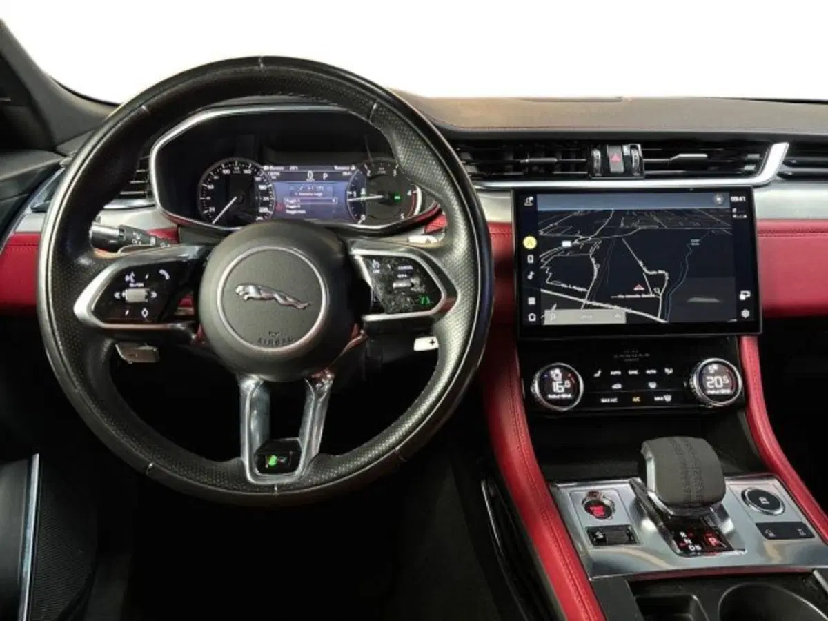 Jaguar F-Pace usata a Bologna (14)