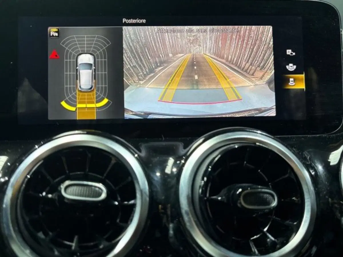Mercedes-Benz GLA SUV usata a Bologna (12)