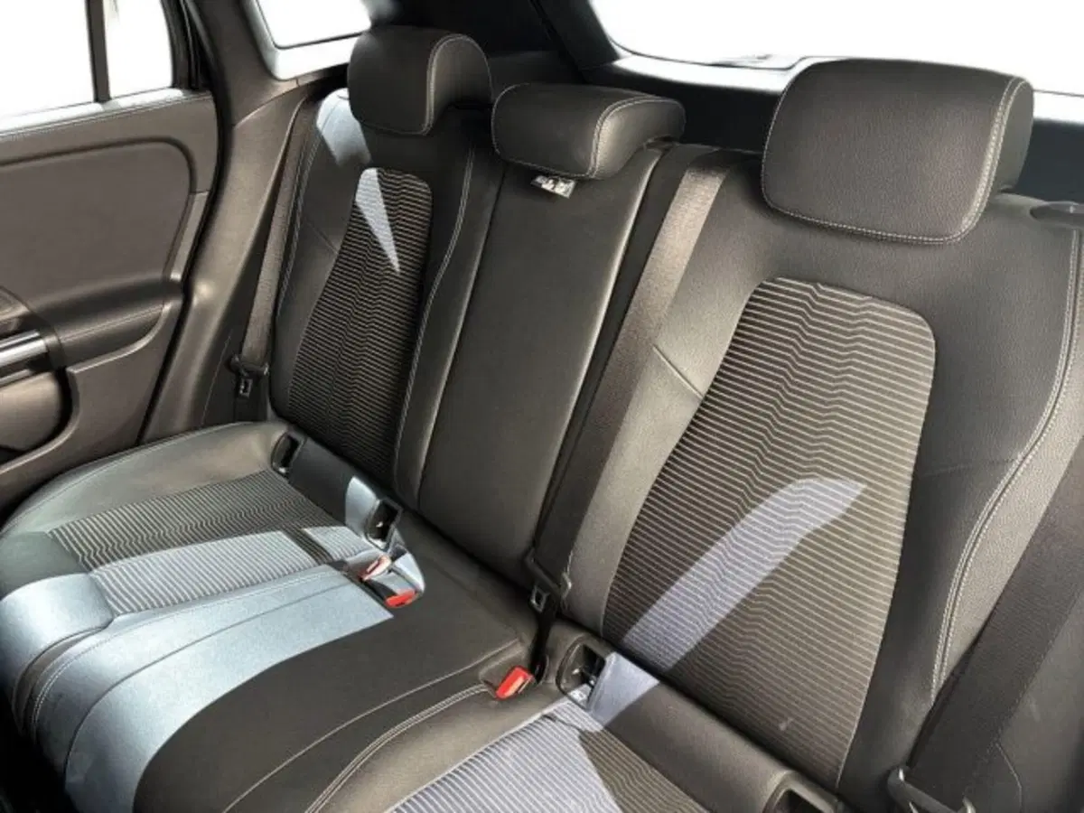 Mercedes-Benz GLA SUV usata a Bologna (16)