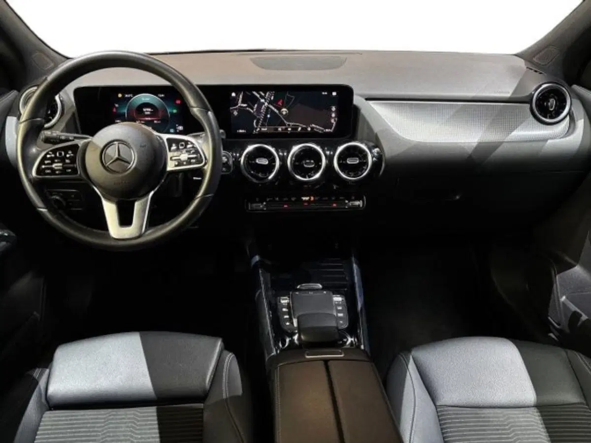Mercedes-Benz GLA SUV usata a Bologna (9)
