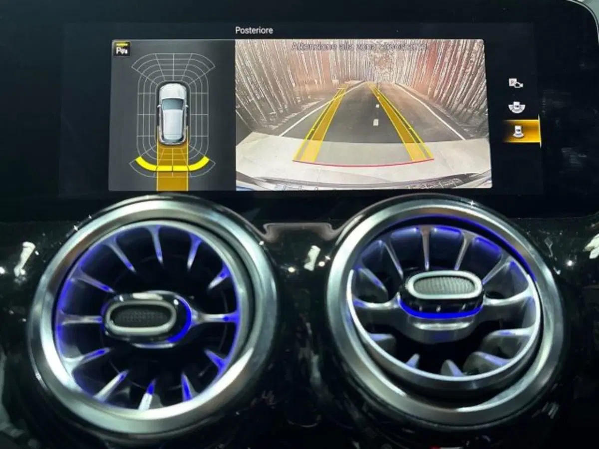 Mercedes-Benz GLA SUV usata a Bologna (12)