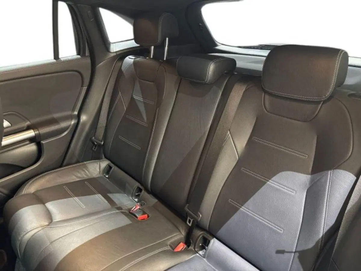 Mercedes-Benz GLA SUV usata a Bologna (16)