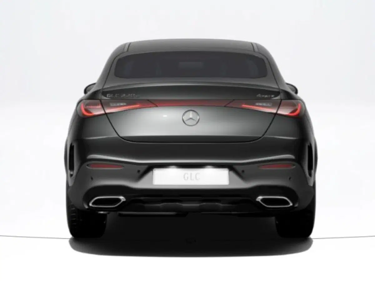 Mercedes-Benz GLC nuova a Verona (4)