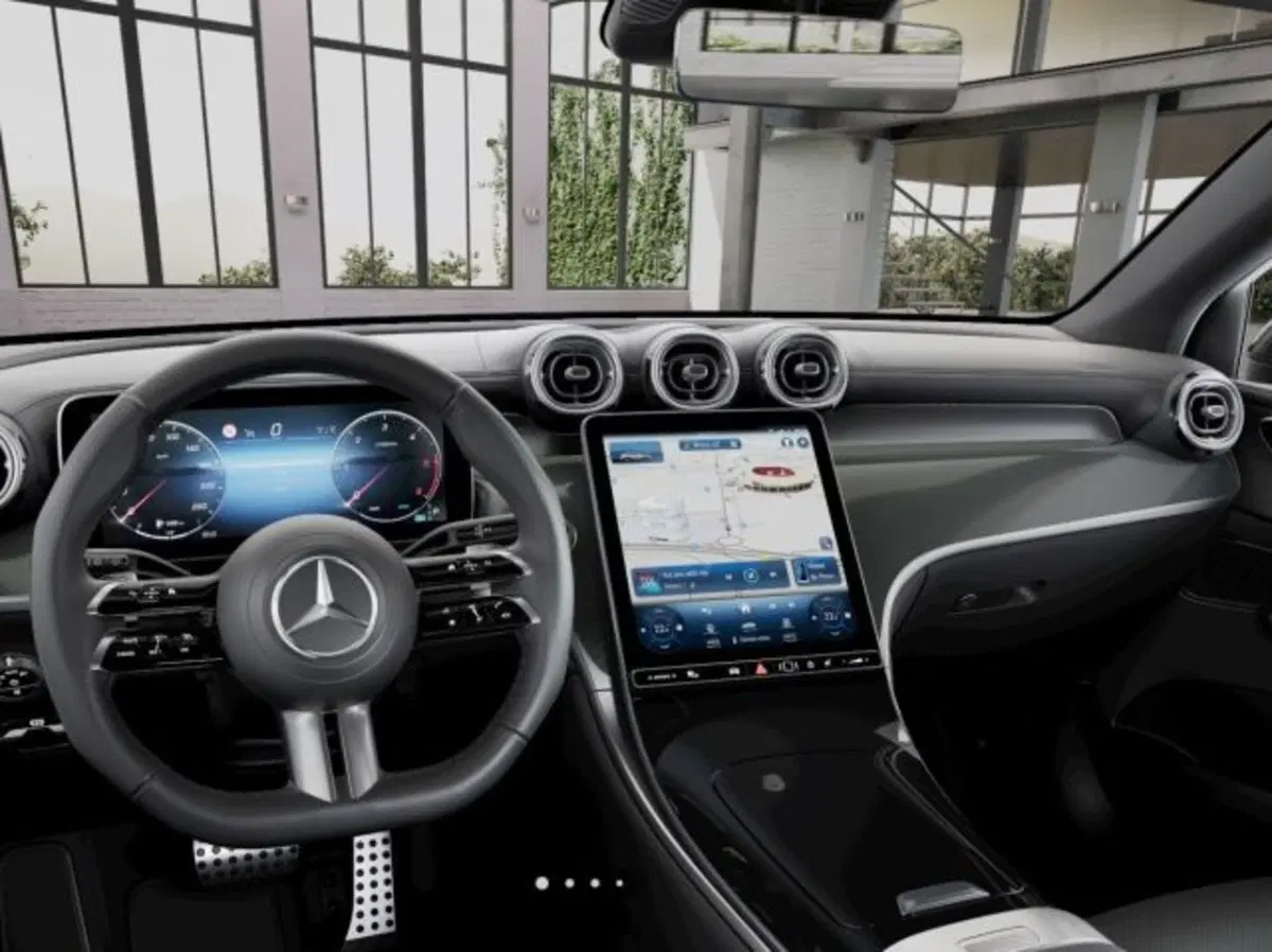Mercedes-Benz GLC nuova a Verona (5)