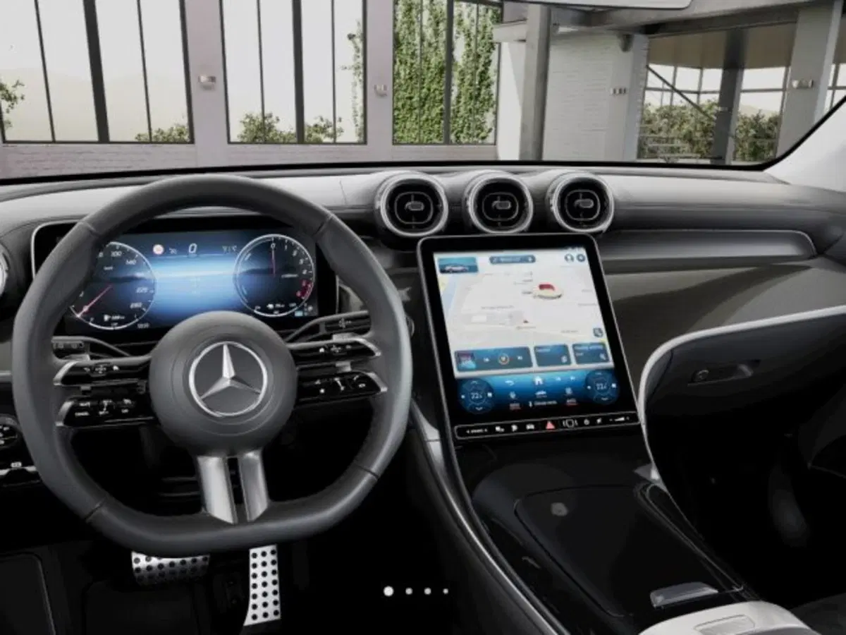 Mercedes-Benz GLC nuova a Verona (5)