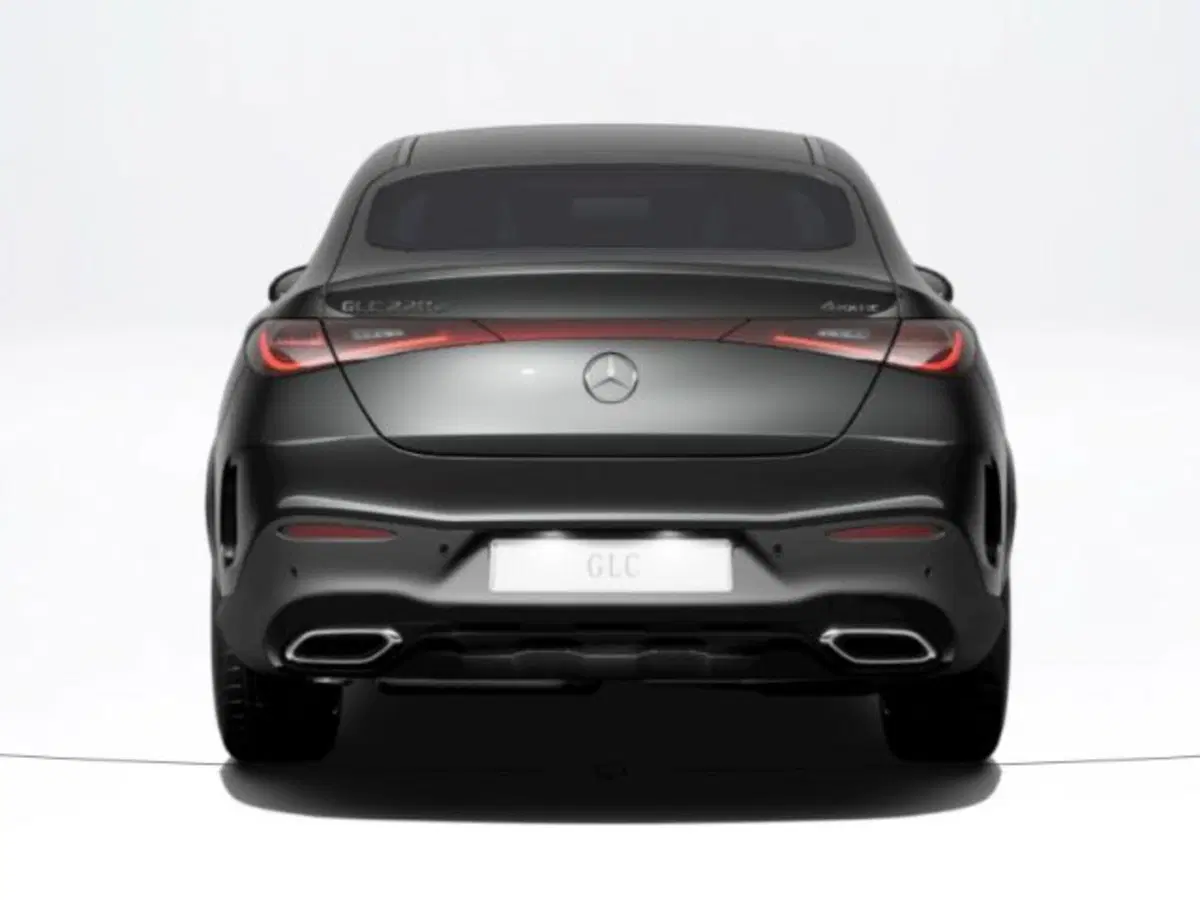 Mercedes-Benz GLC nuova a Verona (4)