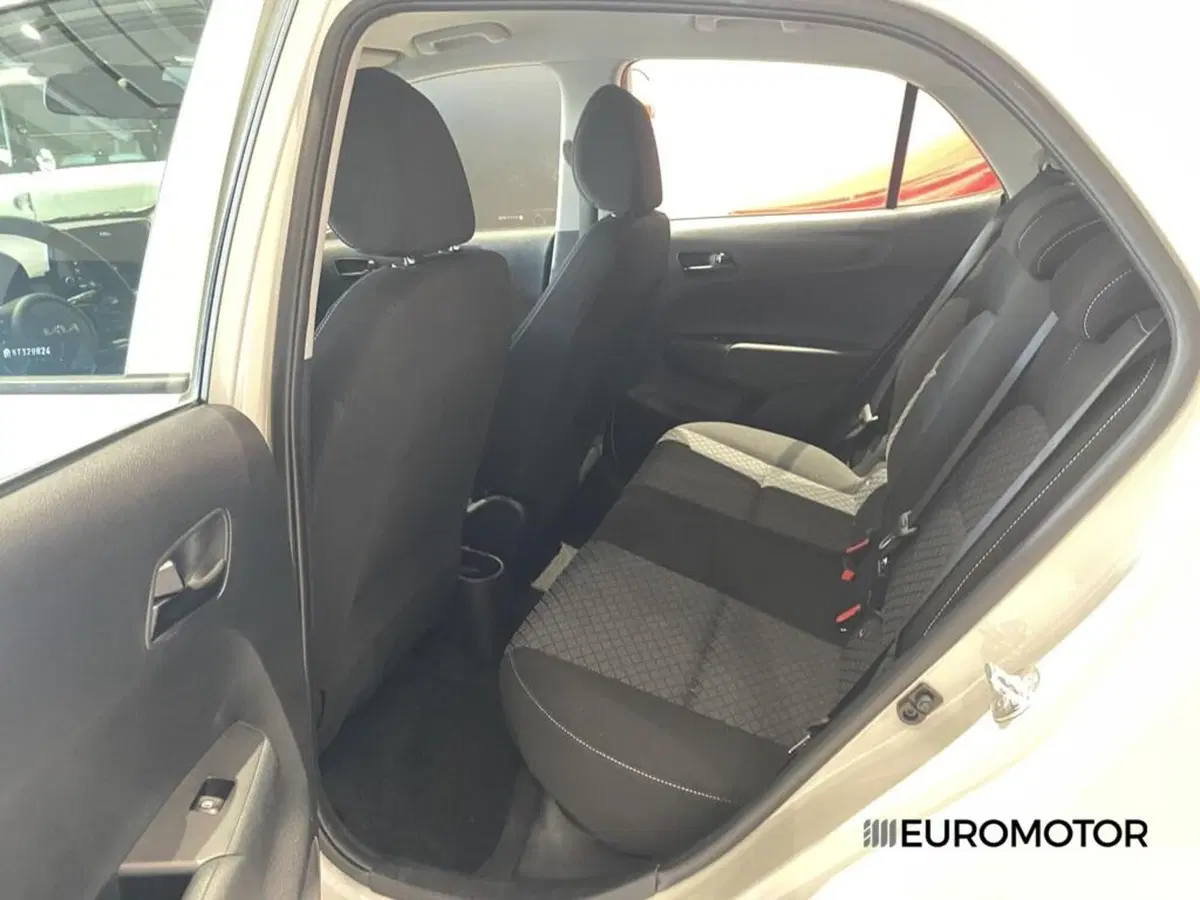 Kia Picanto usata a Bari (15)