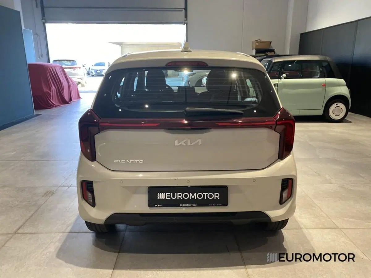 Kia Picanto usata a Bari (7)