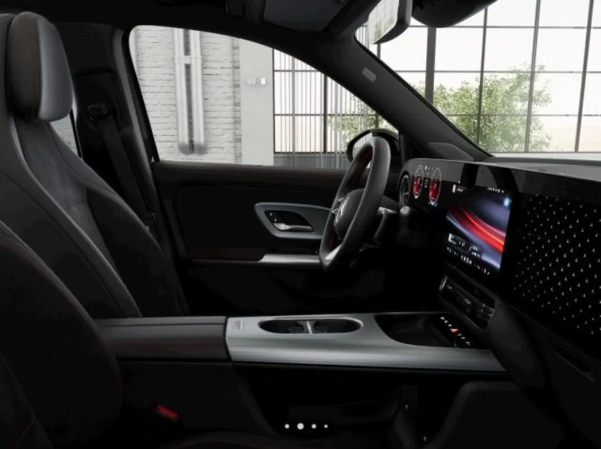 Mercedes-Benz GLB nuova a Verona (6)