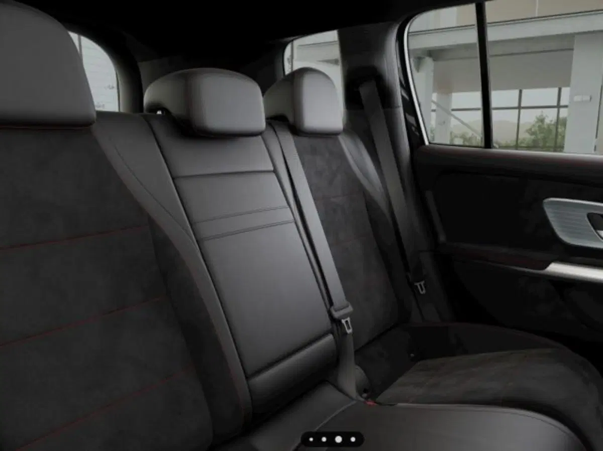 Mercedes-Benz GLB nuova a Verona (7)