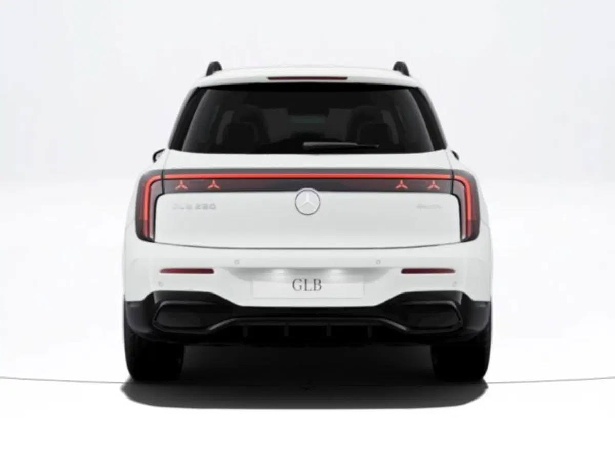 Mercedes-Benz GLB nuova a Verona (4)