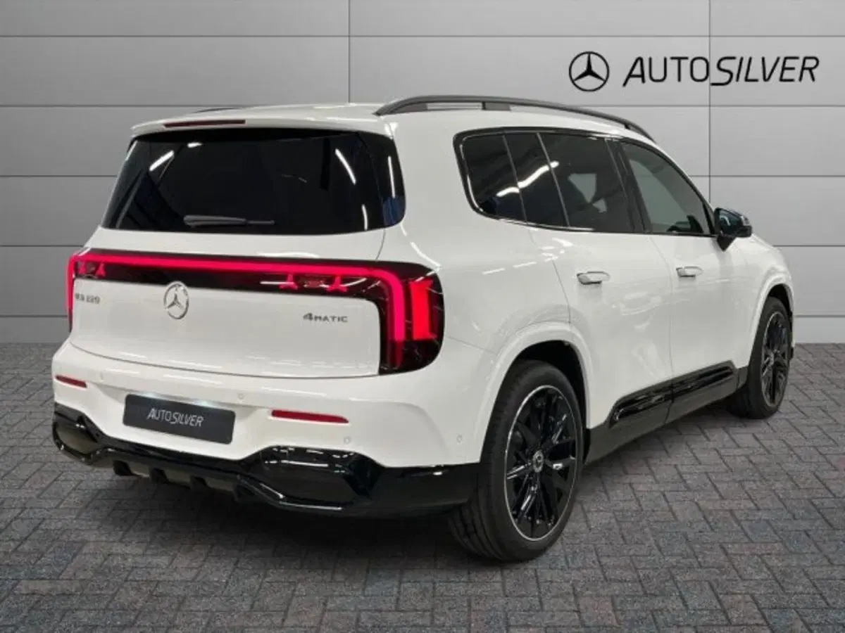 Mercedes-Benz GLB nuova a Verona (2)