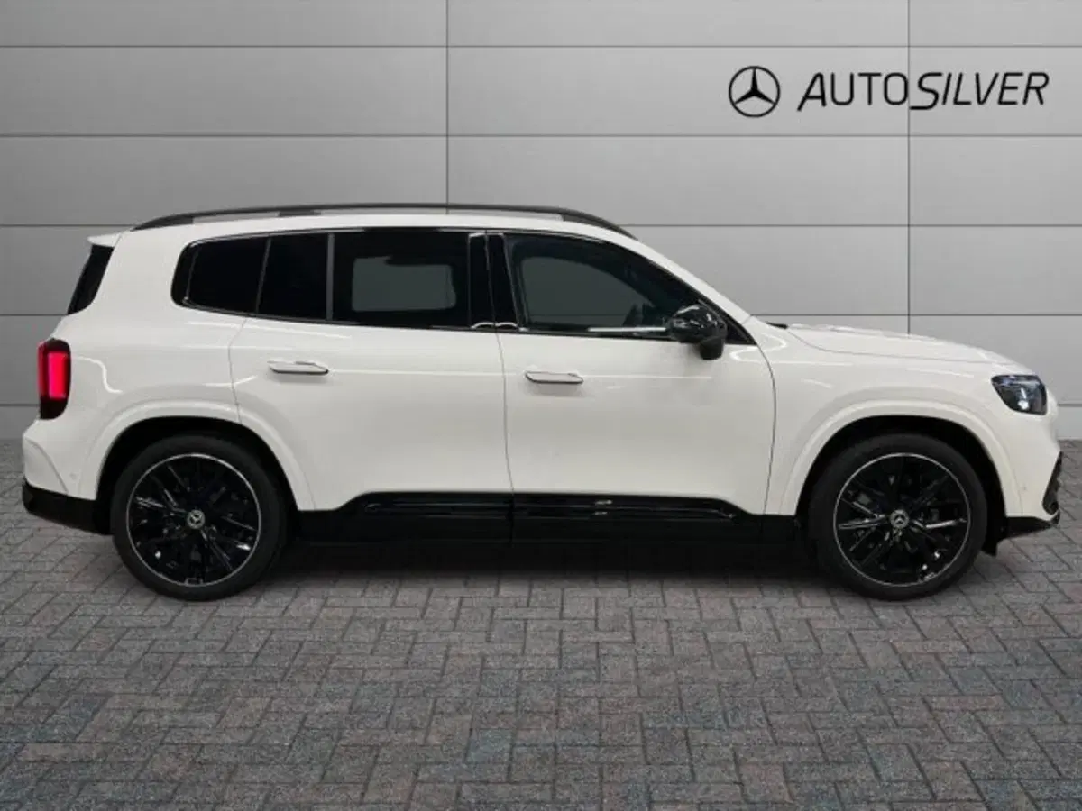 Mercedes-Benz GLB nuova a Verona (5)