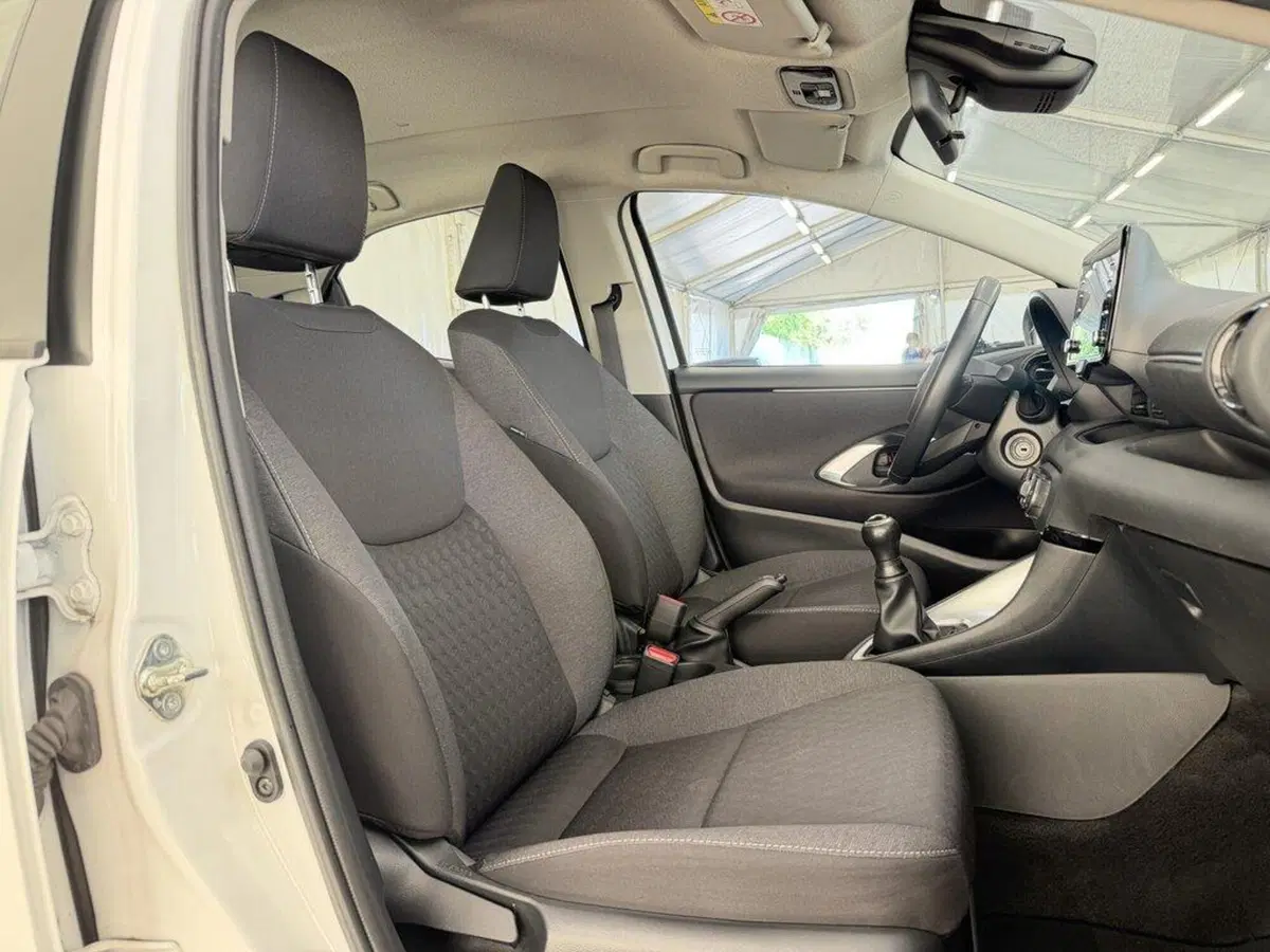 Toyota Yaris usata a Monza e Brianza (10)