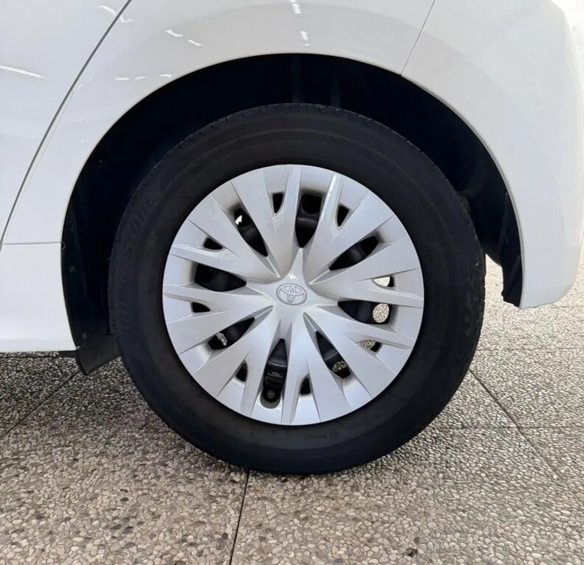 Toyota Yaris usata a Monza e Brianza (15)