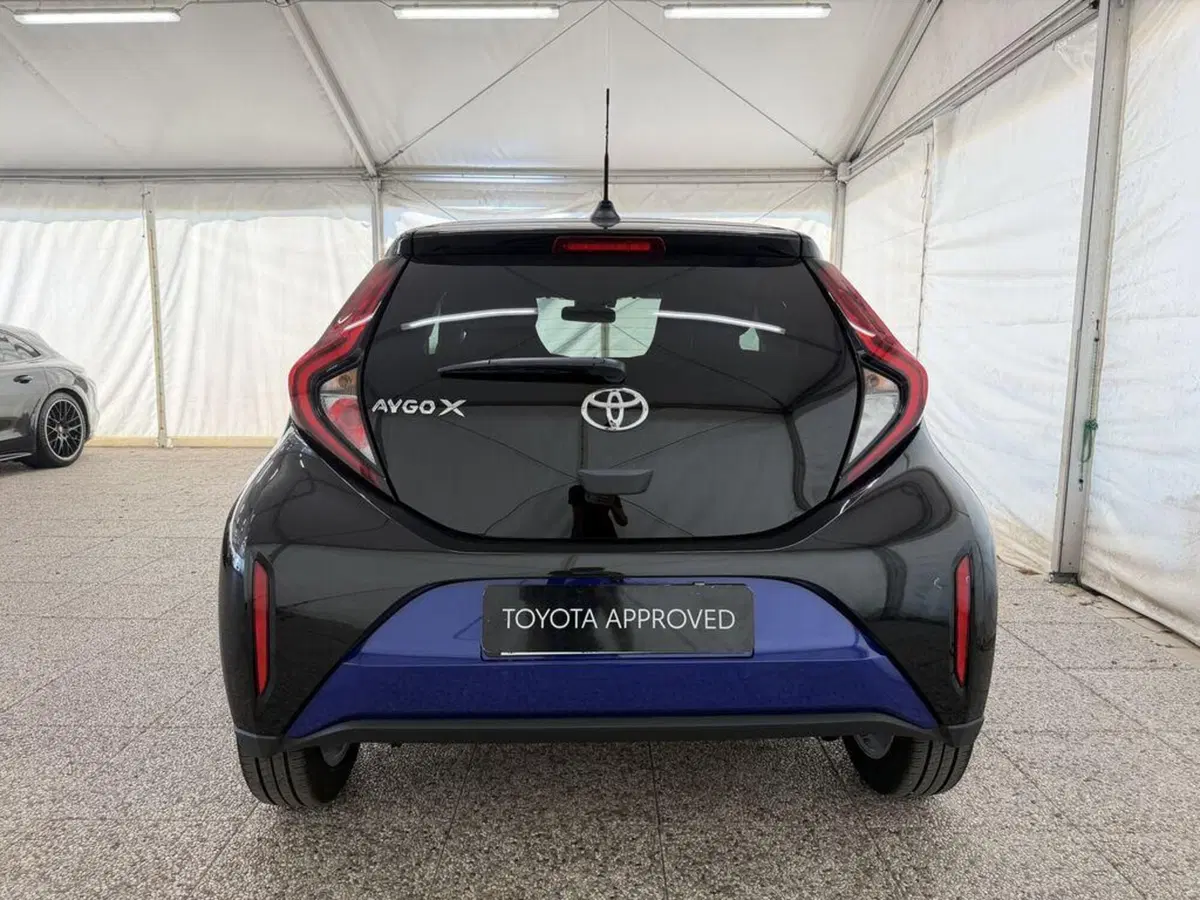 Toyota Aygo X usata a Monza e Brianza (6)