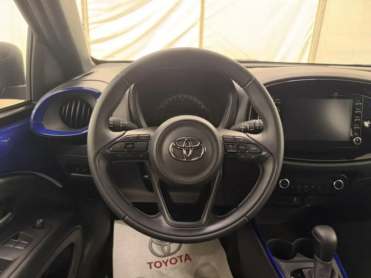 Toyota Aygo X usata a Monza e Brianza (8)