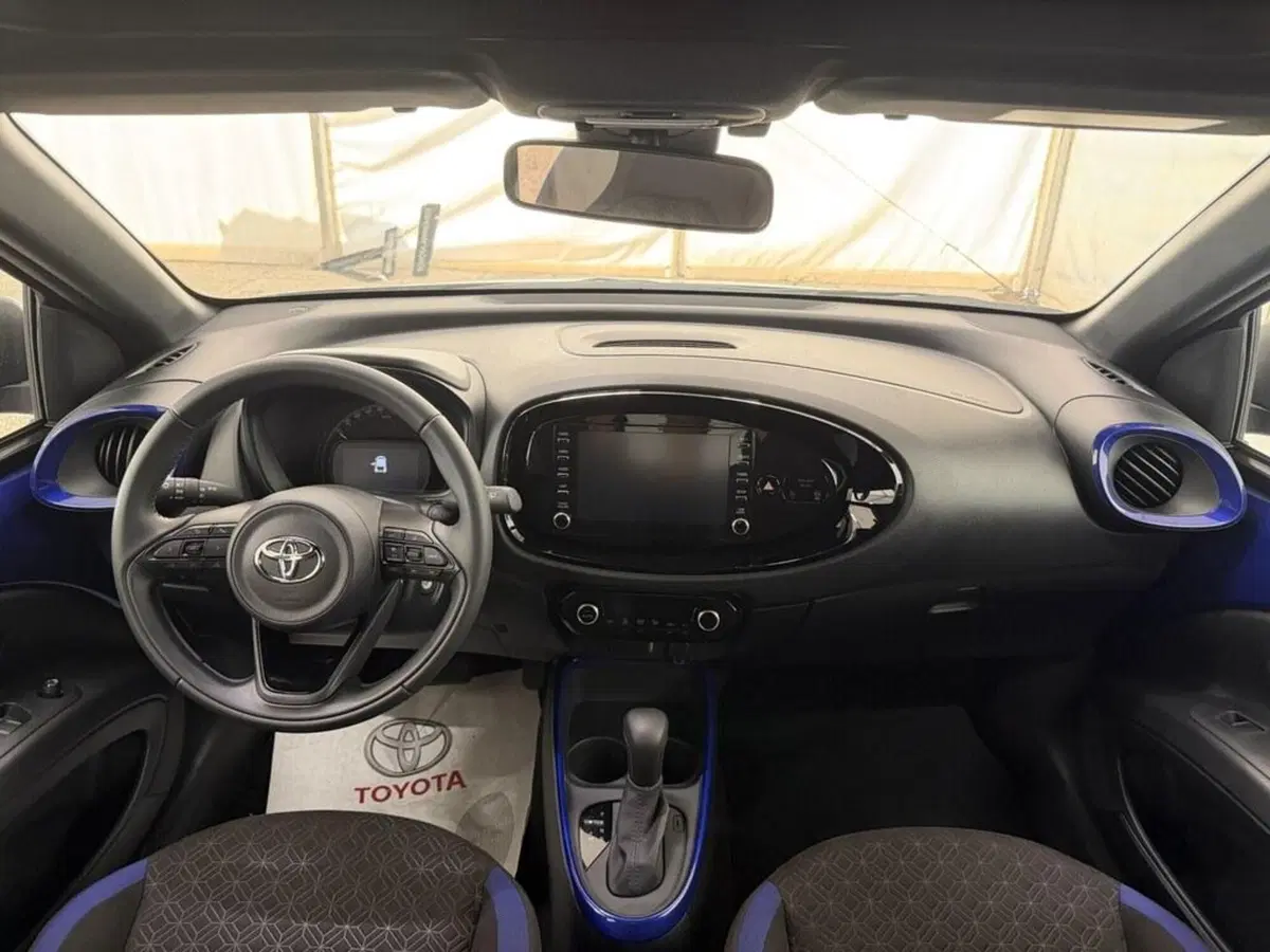 Toyota Aygo X usata a Monza e Brianza (9)