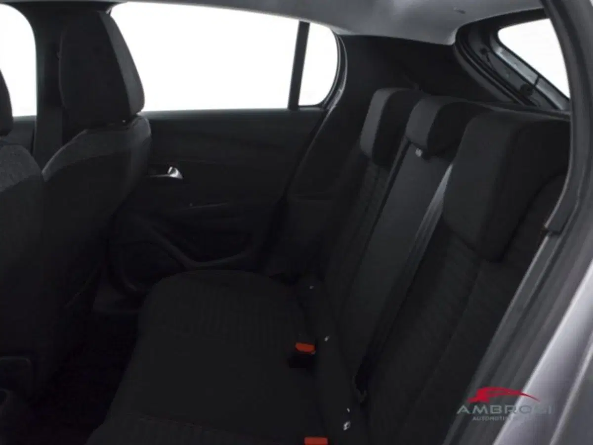 Peugeot 208 usata a Perugia (10)