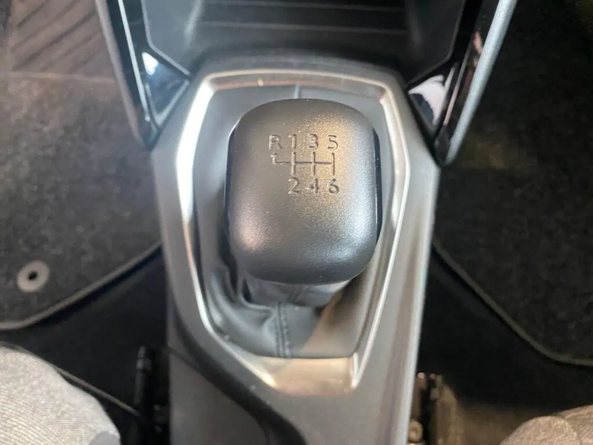 Peugeot 2008 usata a Torino (12)