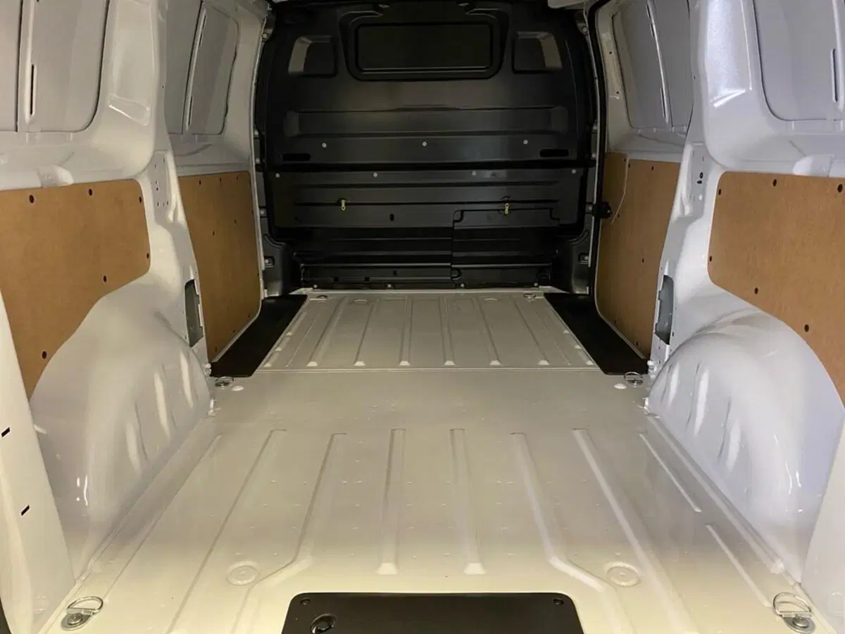 Peugeot Expert Furgone nuova a Torino (9)