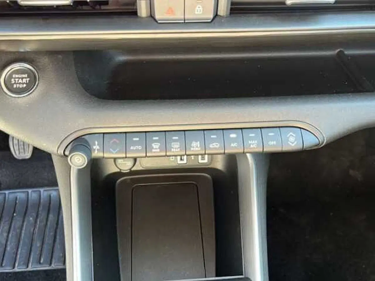 Jeep Avenger usata a Ravenna (14)