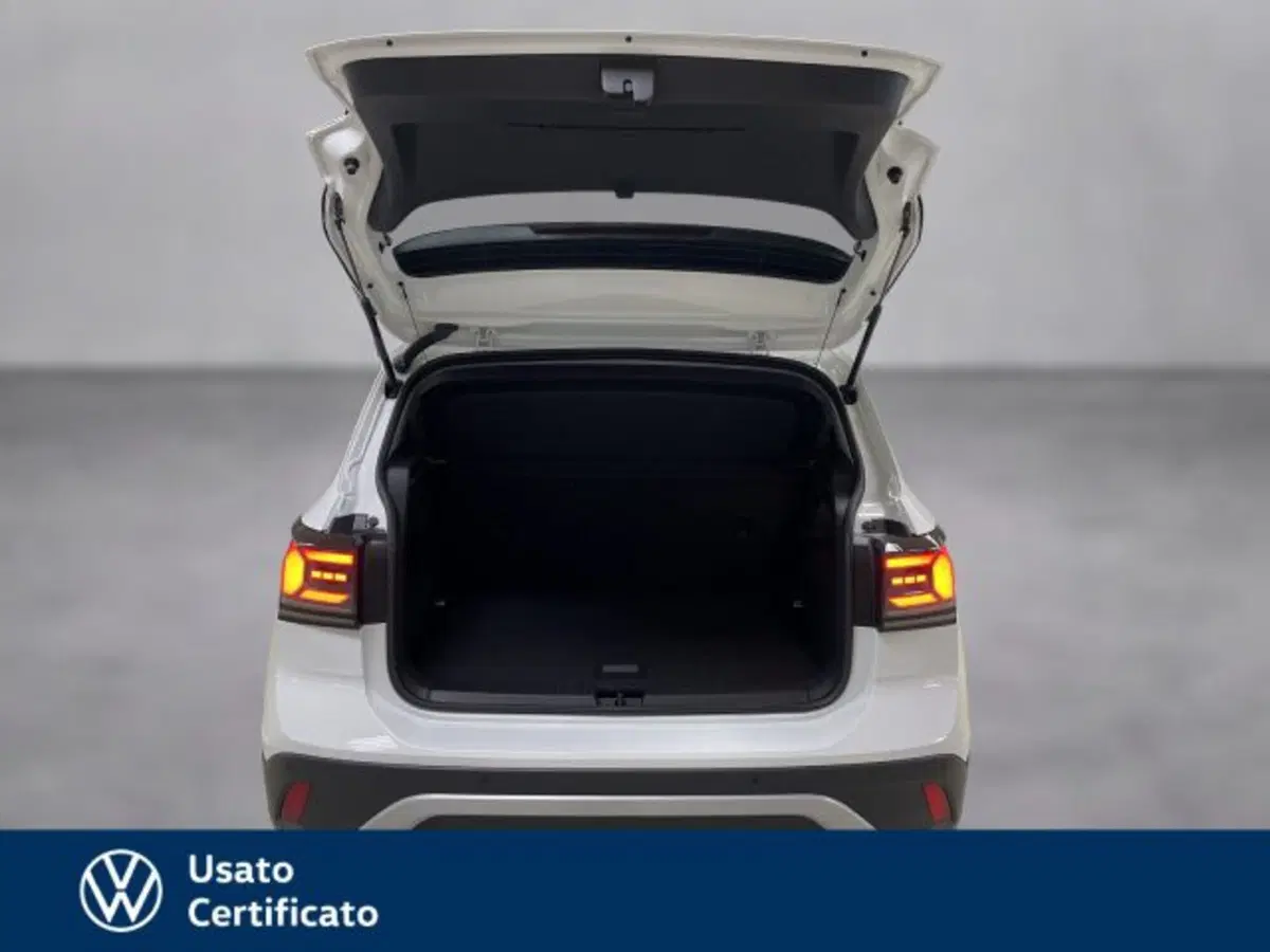 Volkswagen T-Cross nuova a Vicenza (17)