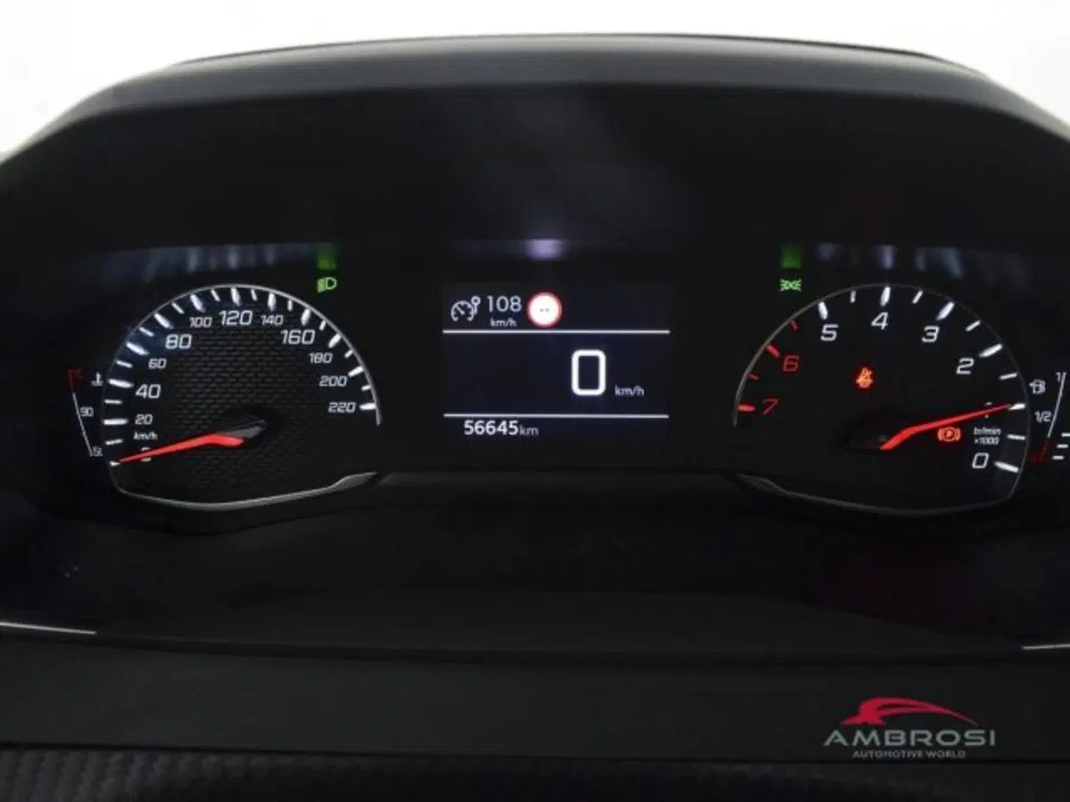 Peugeot 208 usata a Perugia (13)
