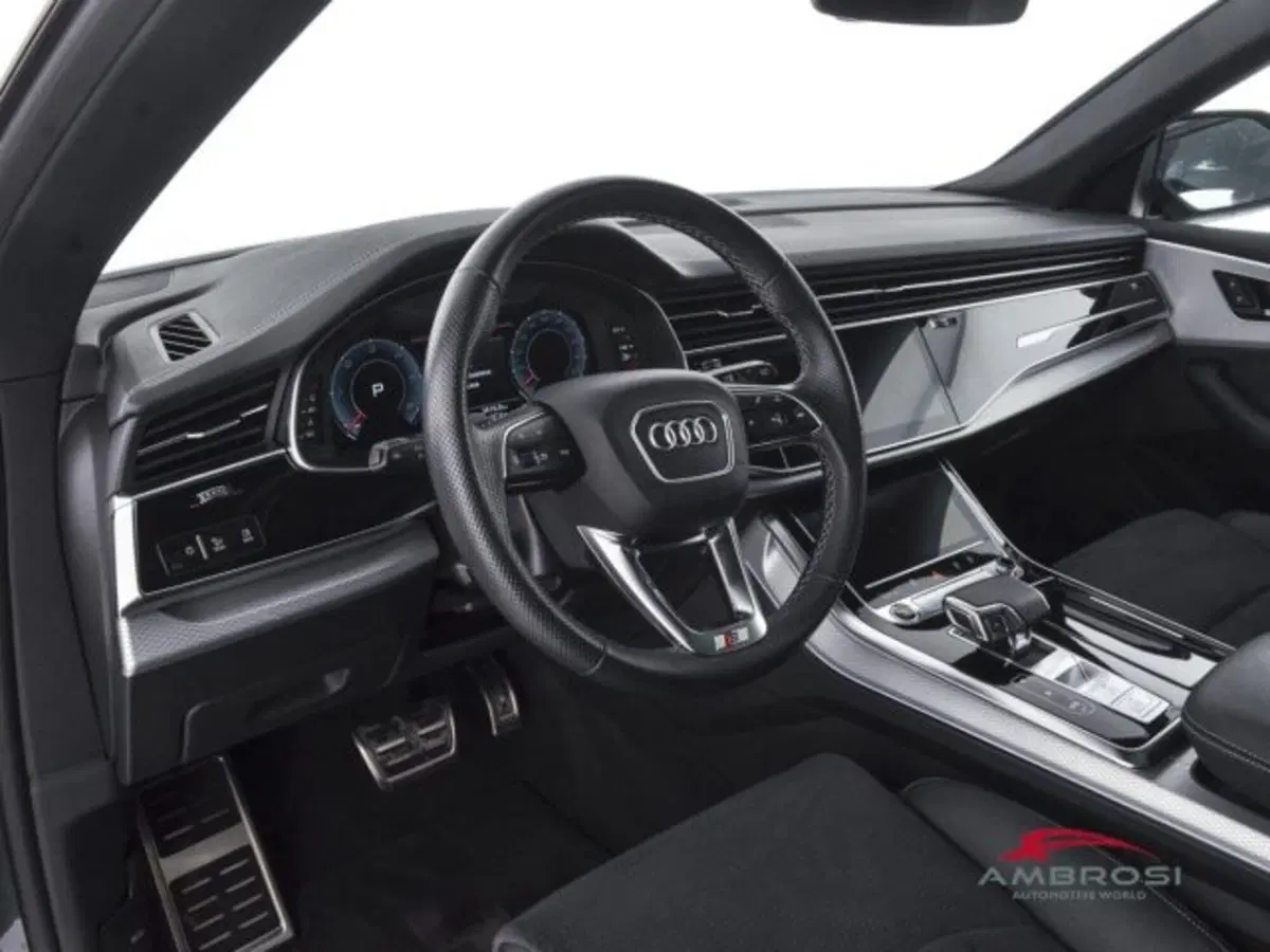 Audi Q8 usata a Perugia (8)