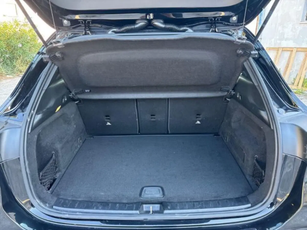 Mercedes-Benz GLA SUV usata a Lecce (16)