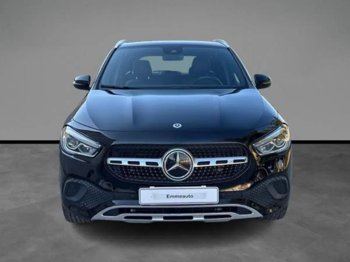 Mercedes-Benz GLA SUV usata a Lecce (7)
