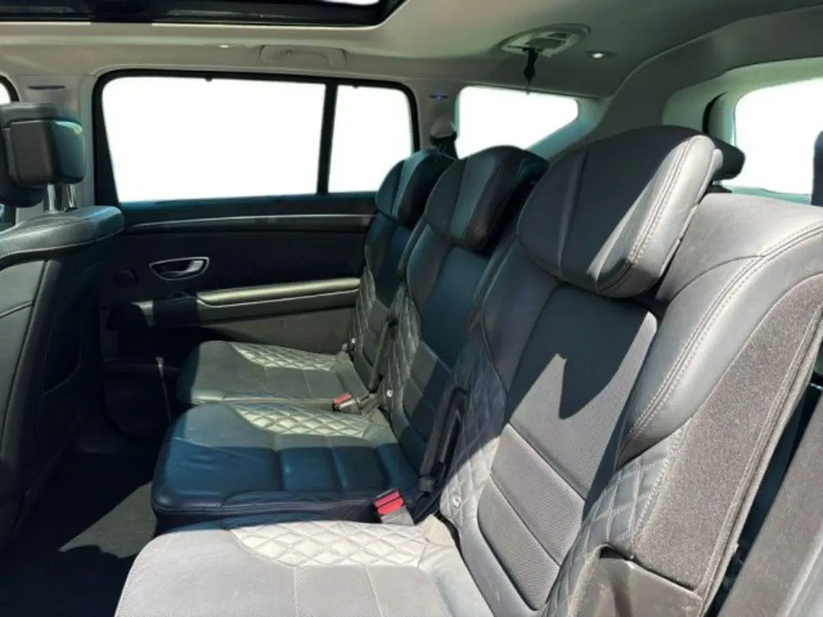 Renault Espace usata a Lecce (15)
