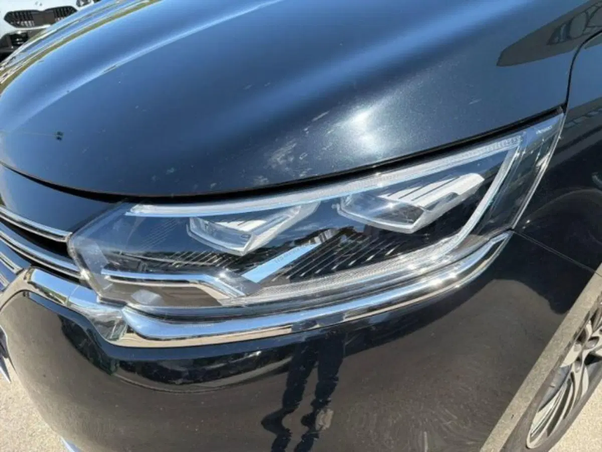 Renault Espace usata a Lecce (8)
