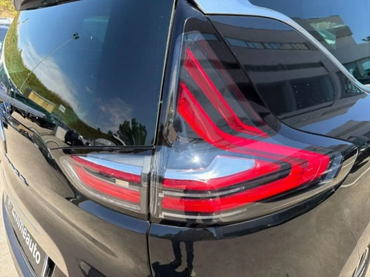 Renault Espace usata a Lecce (9)