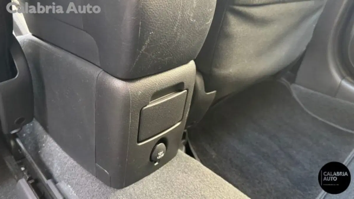 Toyota Avensis usata a Reggio Calabria (18)