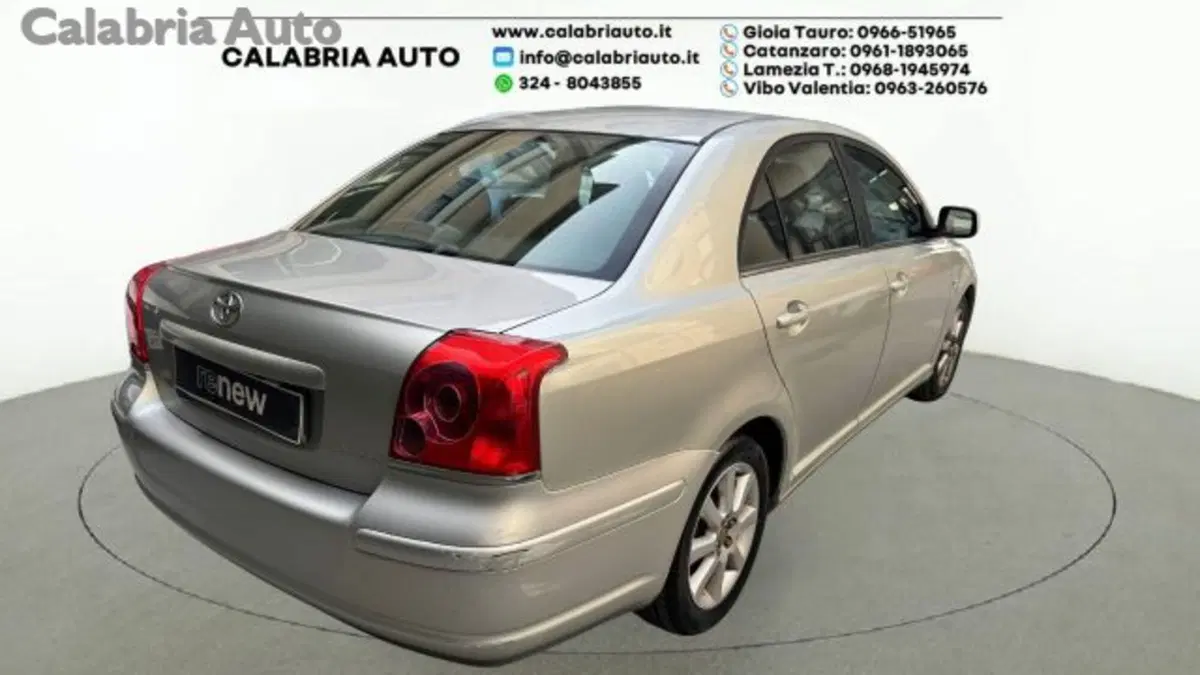 Toyota Avensis usata a Reggio Calabria (4)