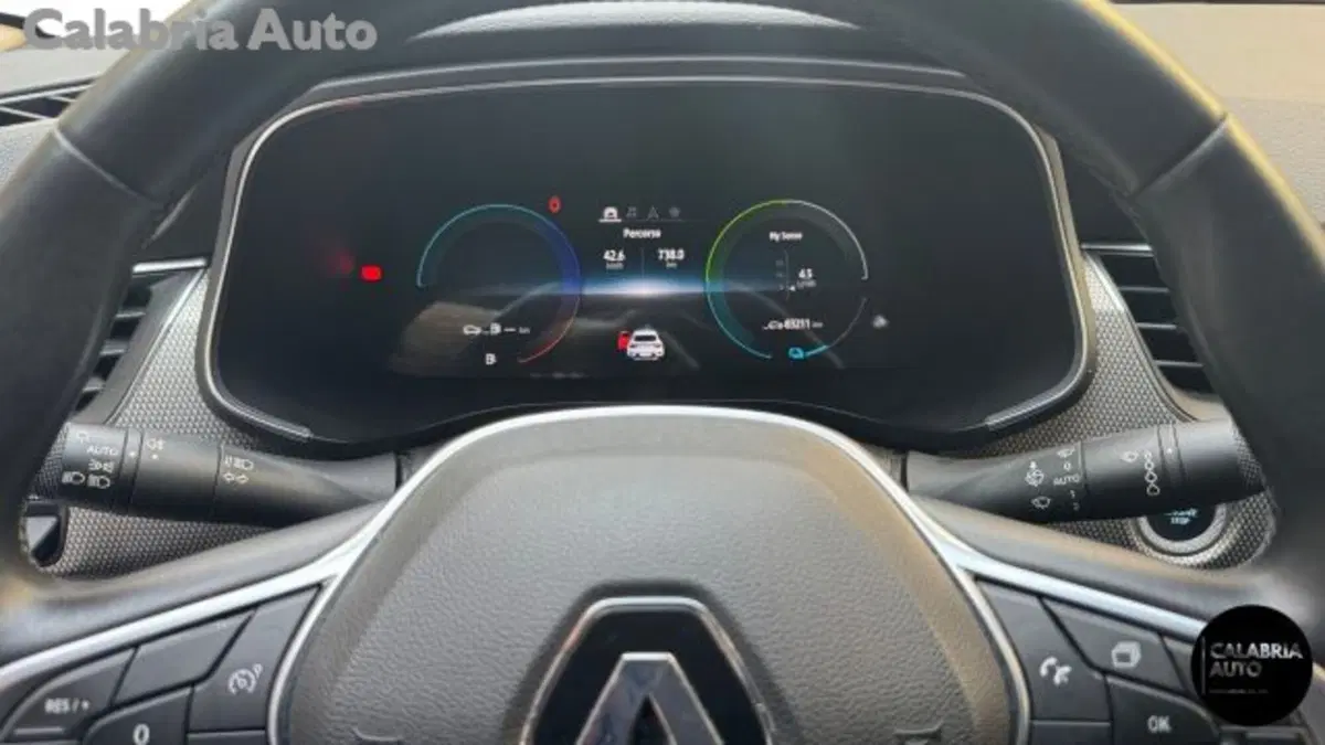 Renault Arkana usata a Reggio Calabria (7)
