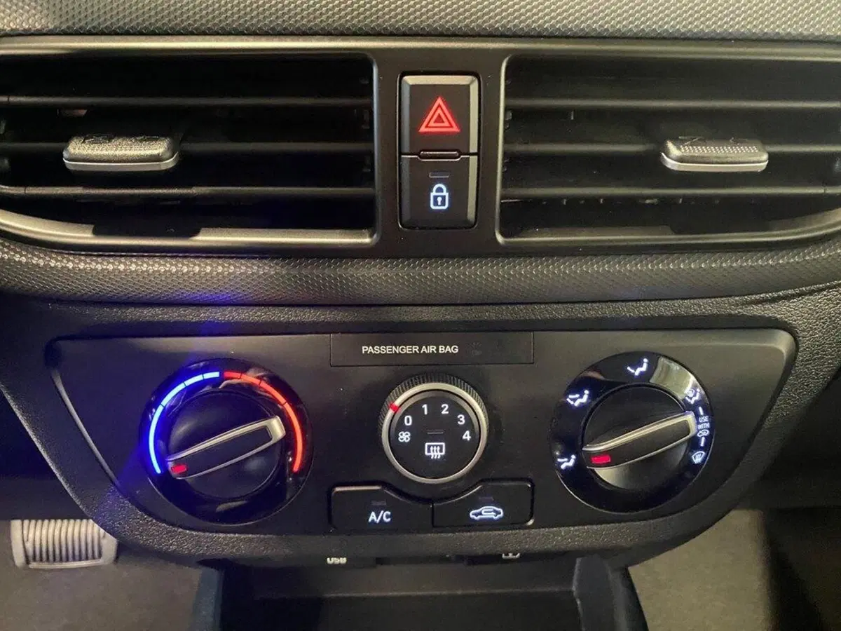 Hyundai i10 usata a Torino (11)