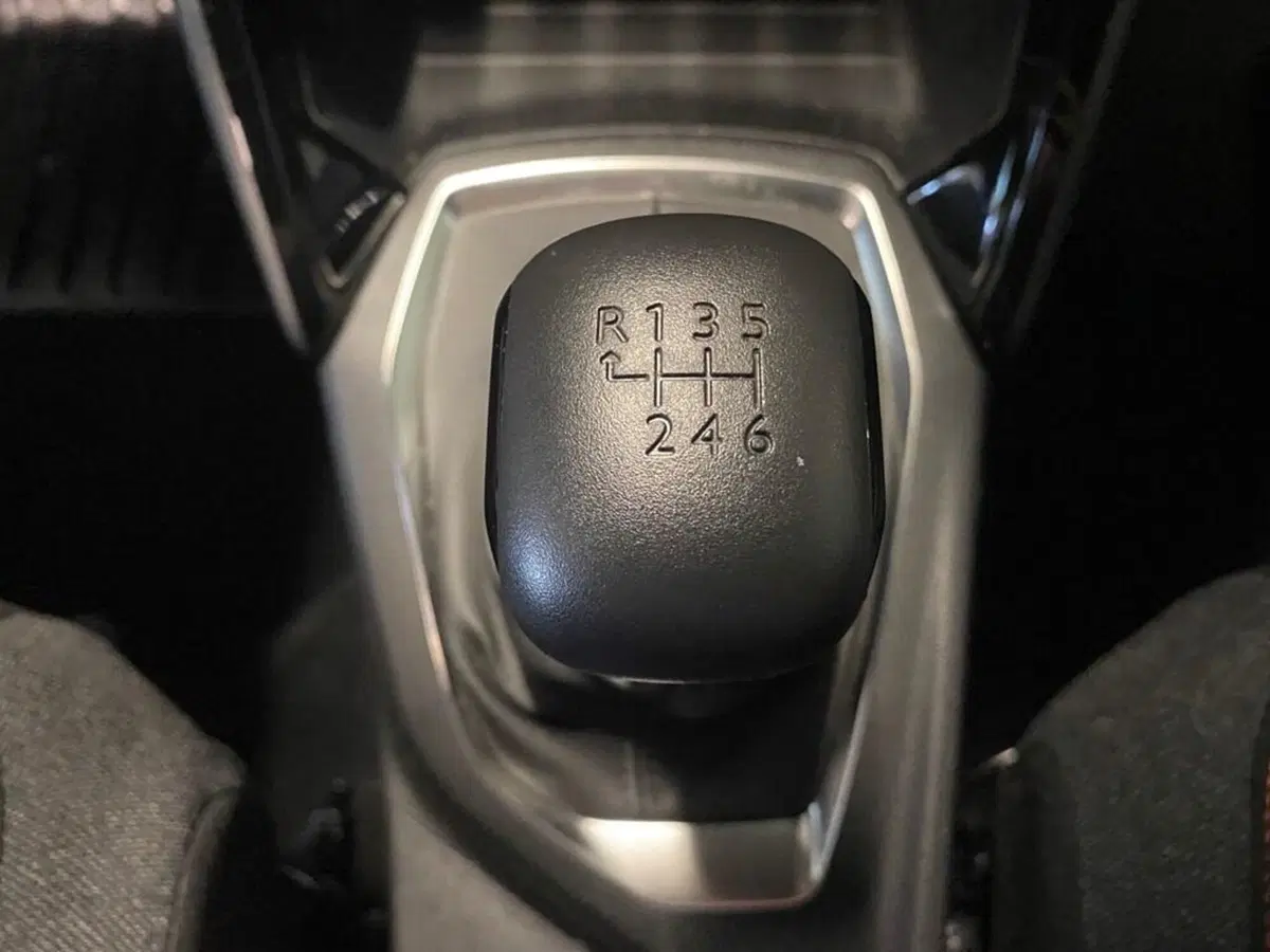 Peugeot 2008 usata a Torino (12)
