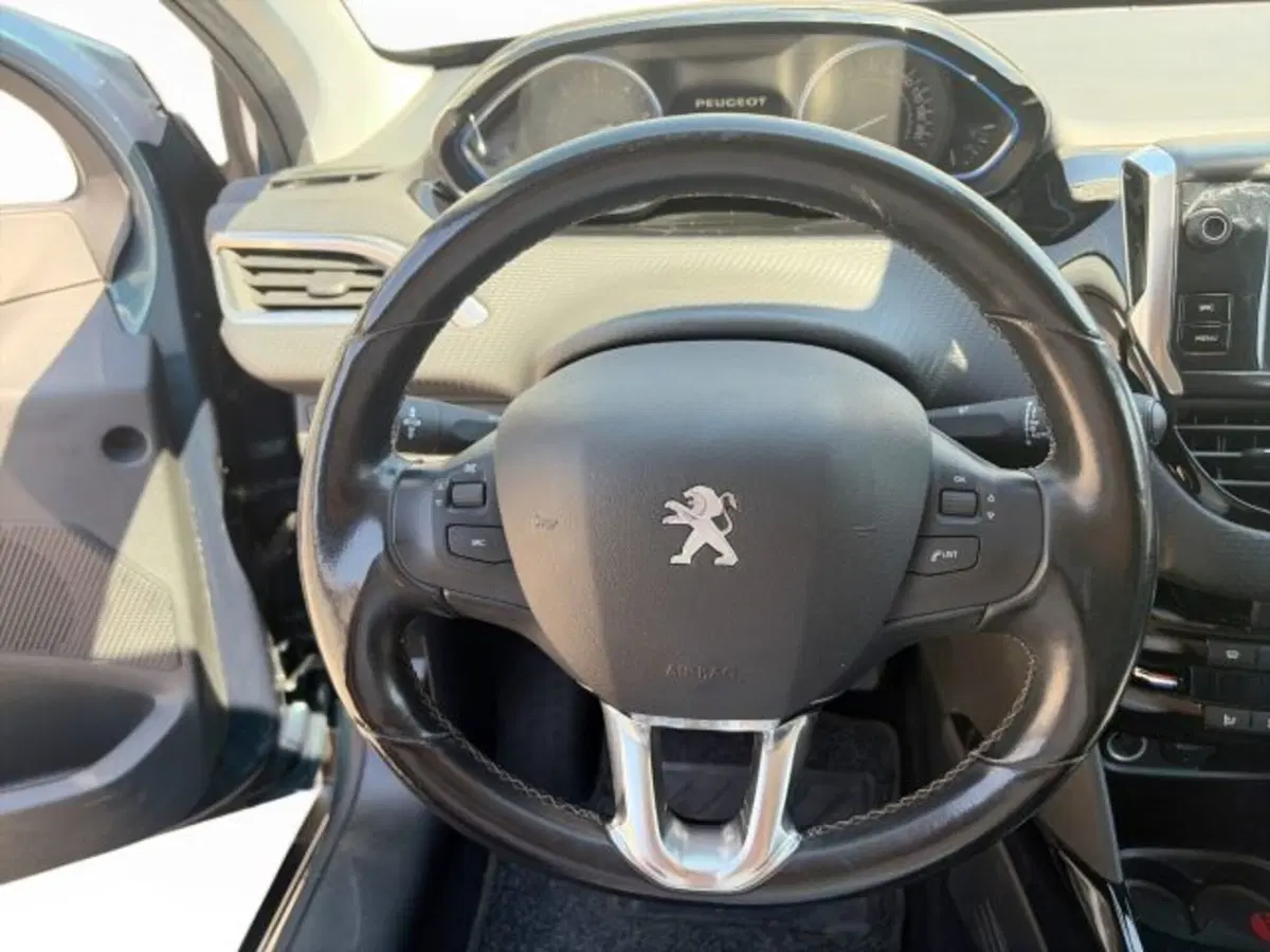 Peugeot 2008 usata a Modena (6)