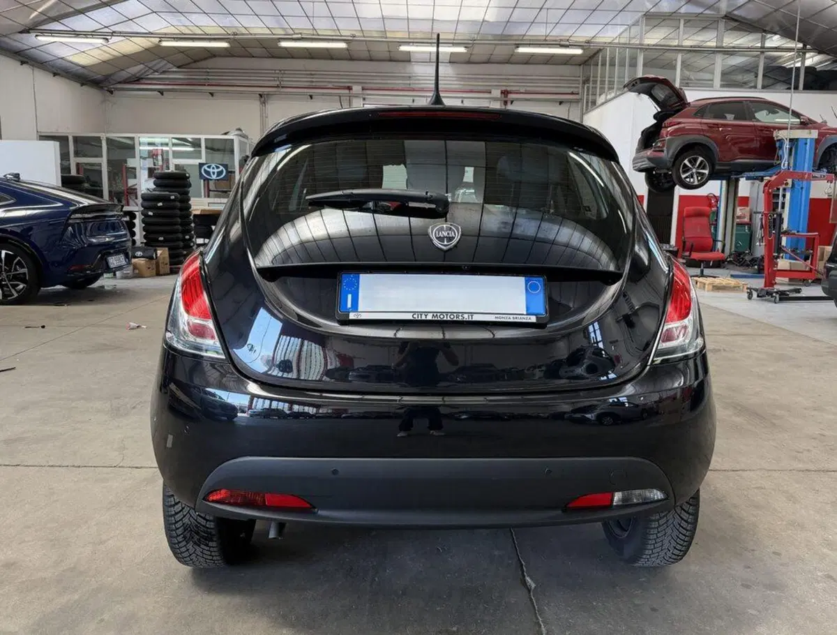 Lancia Ypsilon usata a Monza e Brianza (5)