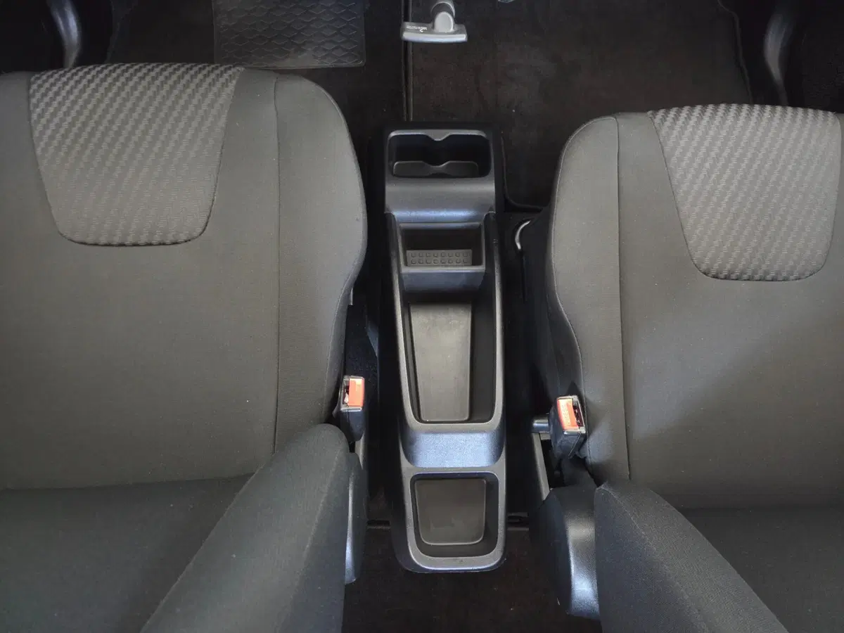 Mahindra KUV100 usata a Torino (16)