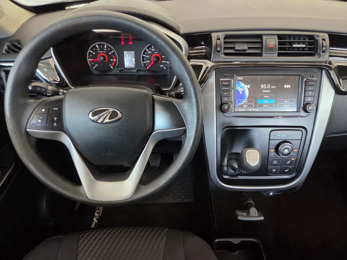 Mahindra KUV100 usata a Torino (8)
