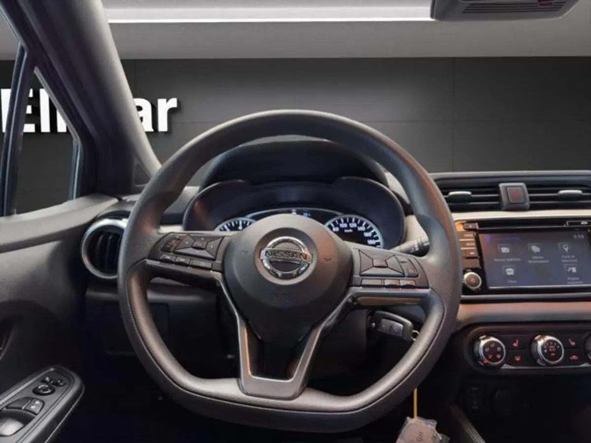 Nissan Micra usata a Milano (8)