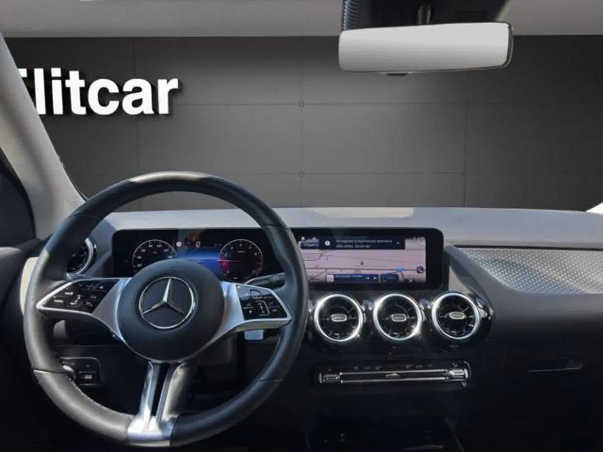Mercedes-Benz GLA SUV usata a Milano (12)