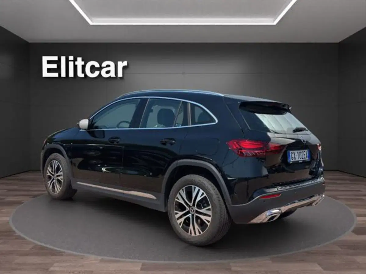 Mercedes-Benz GLA SUV usata a Milano (6)