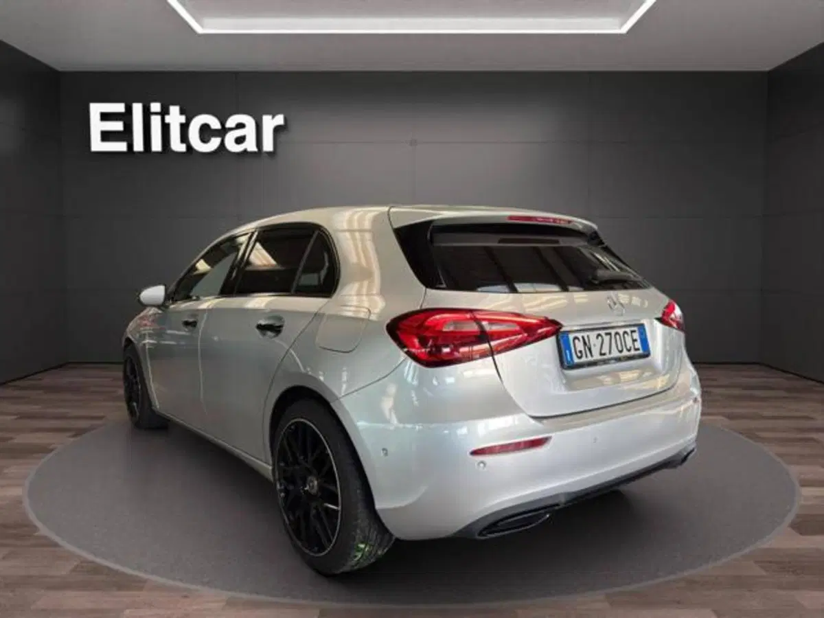 Mercedes-Benz Classe A Sedan usata a Milano (3)